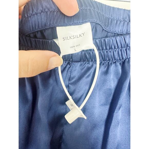 NWT 100% Silk Long Sleeve Navy Blue Pajama Set Size L - Picture 9 of 9